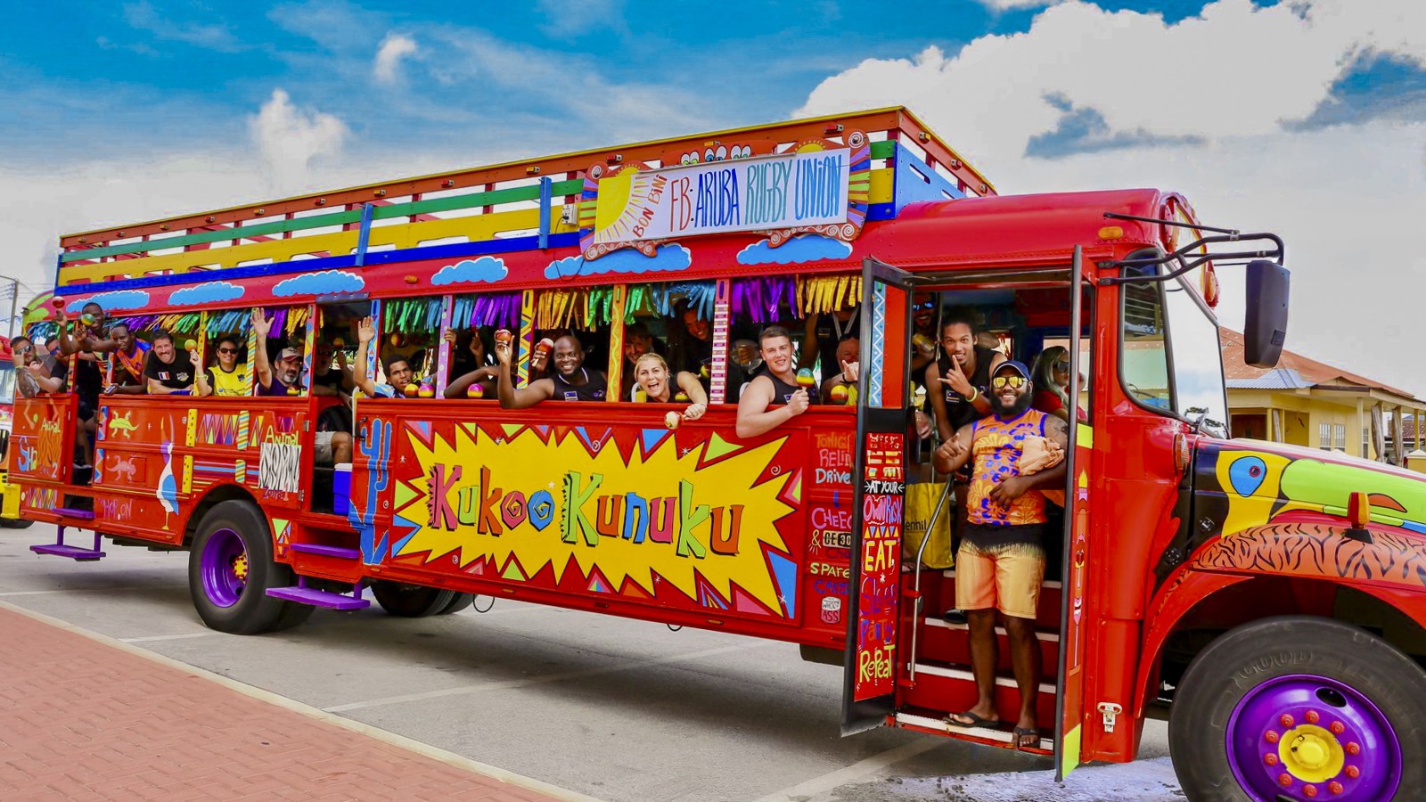 Kukoo Kunuku Party Bus - Image 5