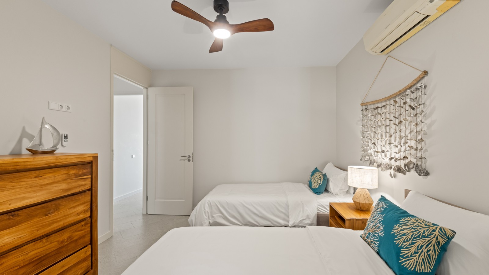 03. Bedrooms - Palm Piscadera - Image 3