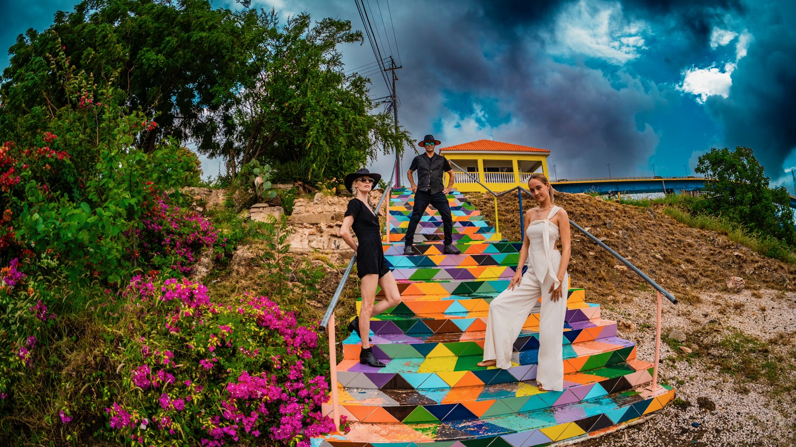 25. Curaçao Street Art - Image 1