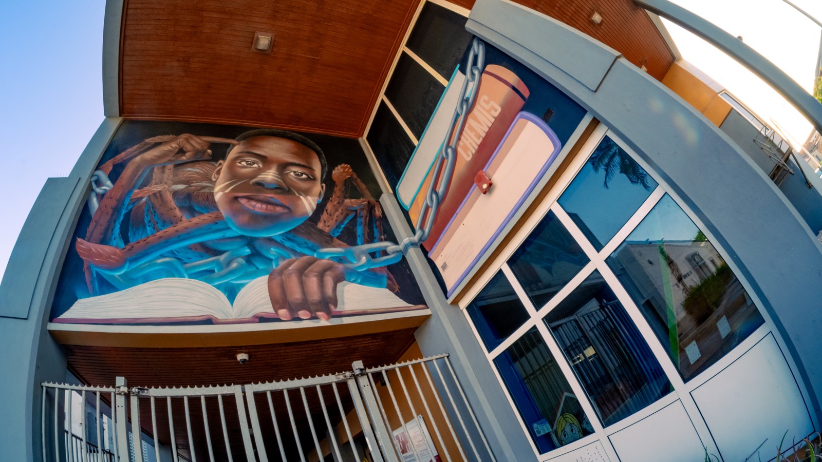 30. Aruba Street Art - Image 1