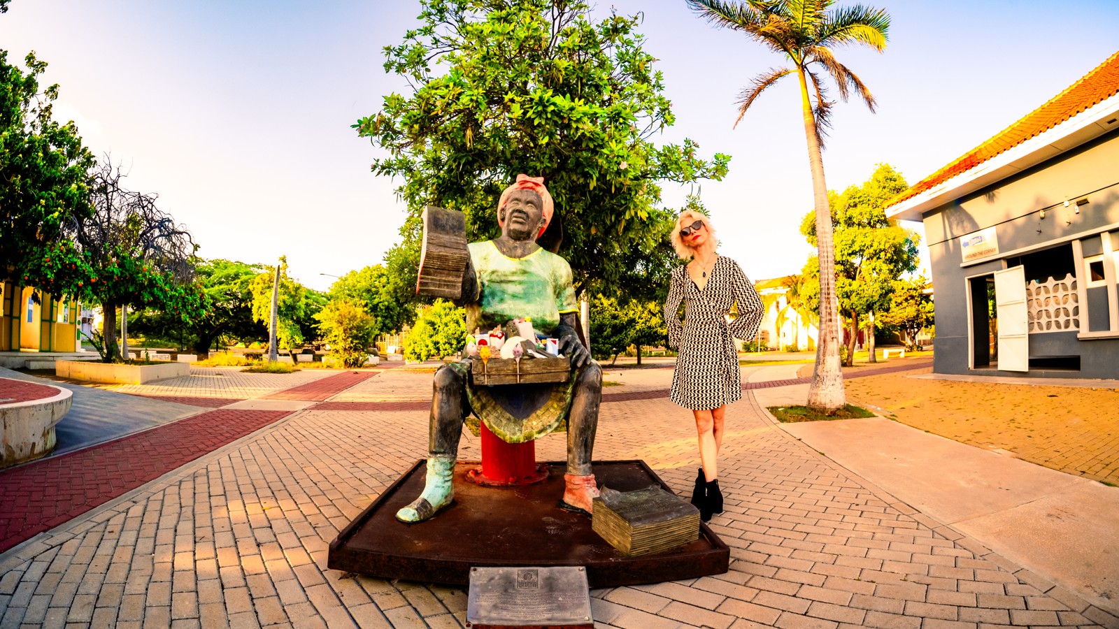 38. Aruba Street Art - Image 2