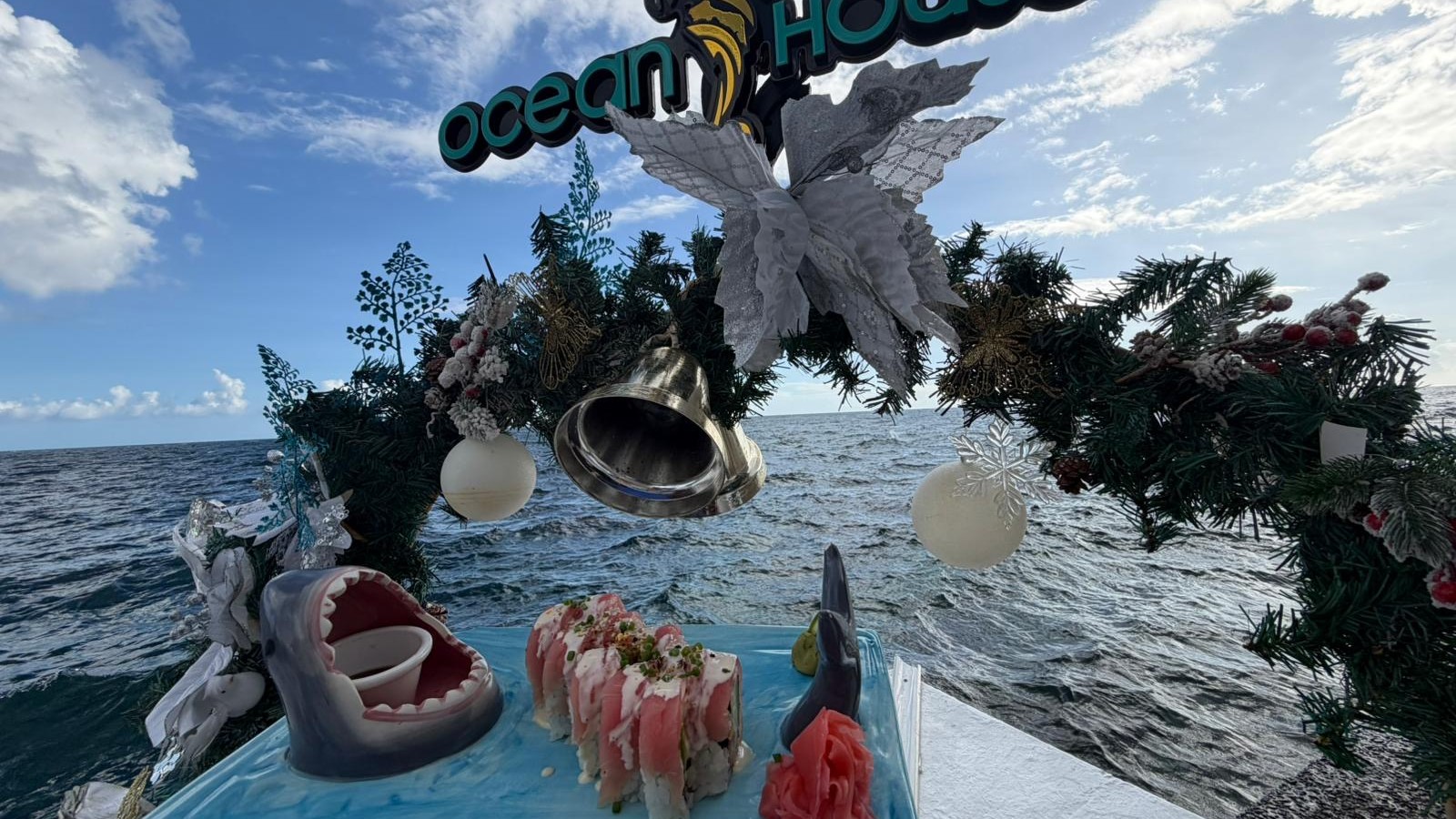 Open daily 11am till 11pm - Image 1