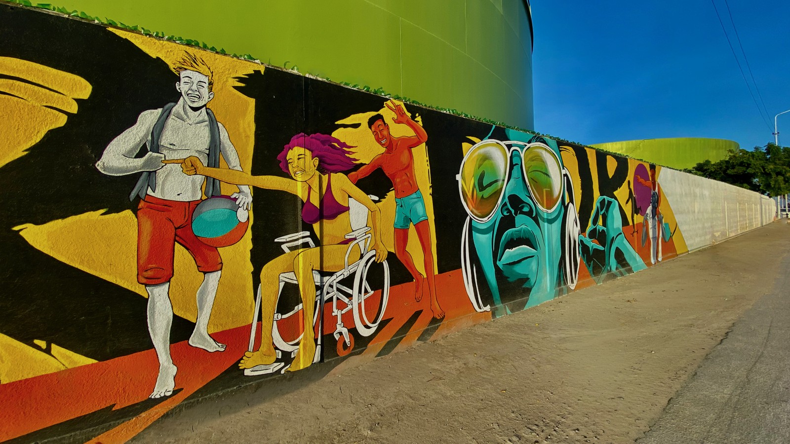 64. Curaçao Street Art - Image 1