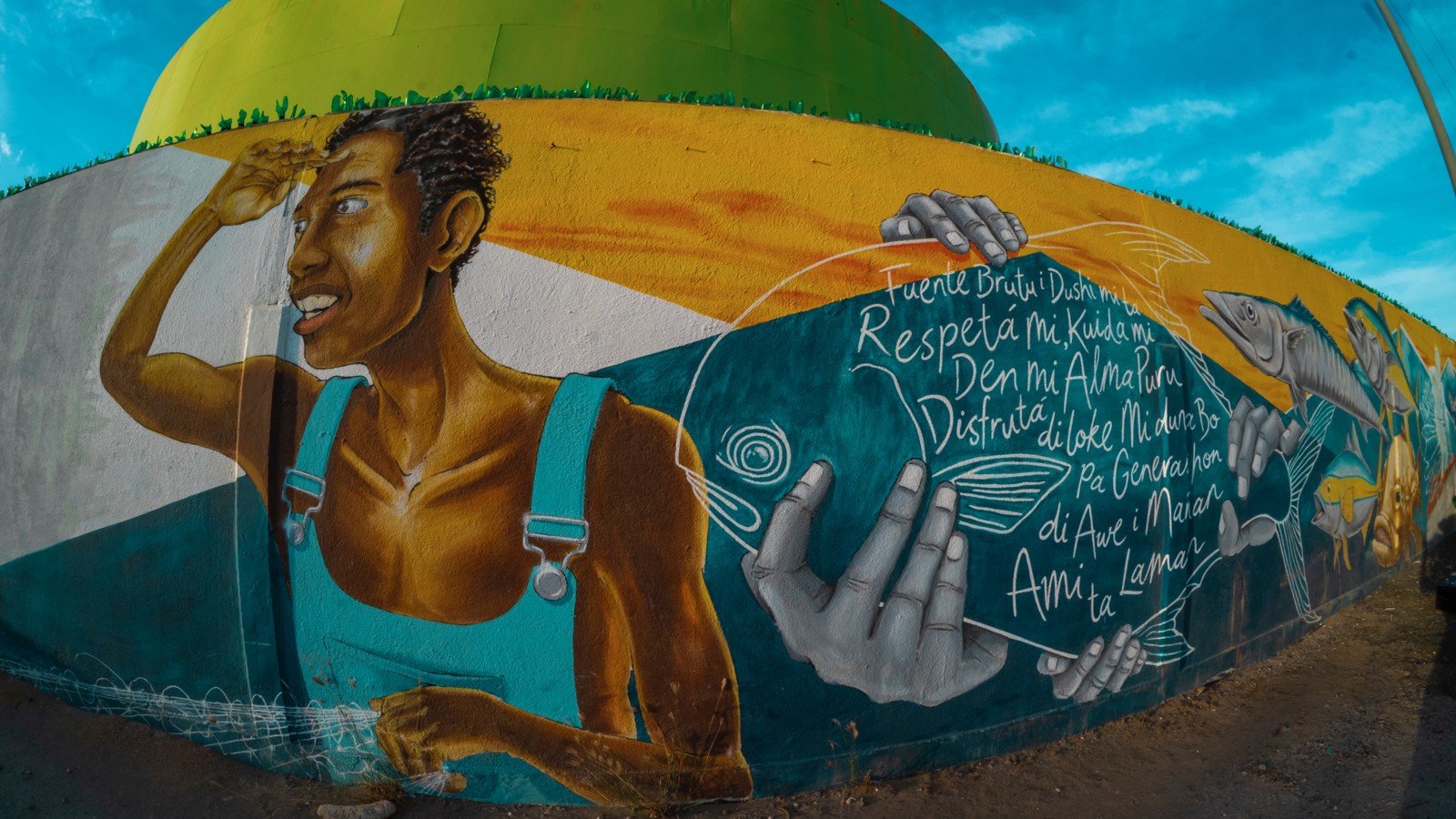 66. Curaçao Street Art - Image 1