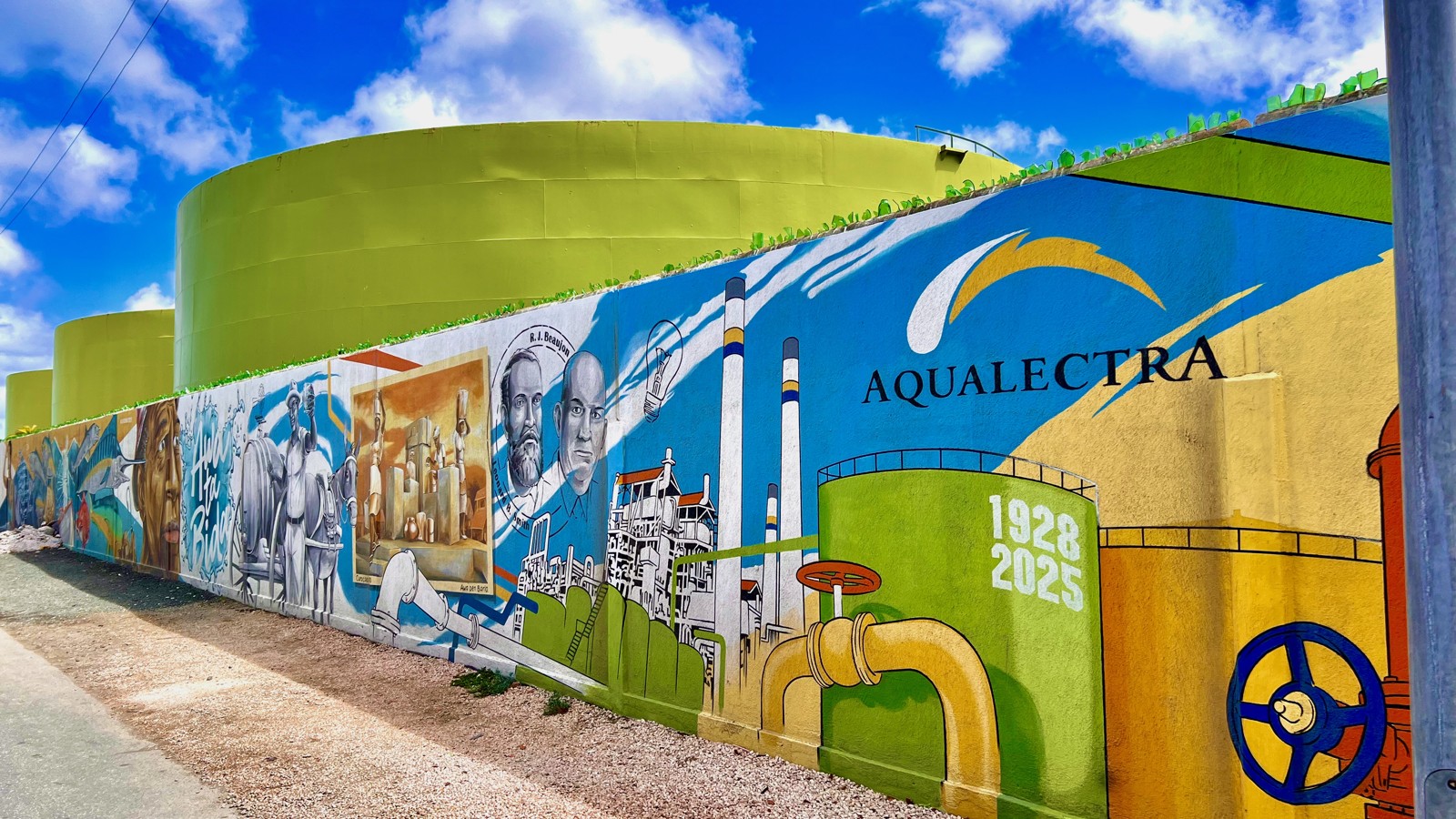 66. Curaçao Street Art - Image 4