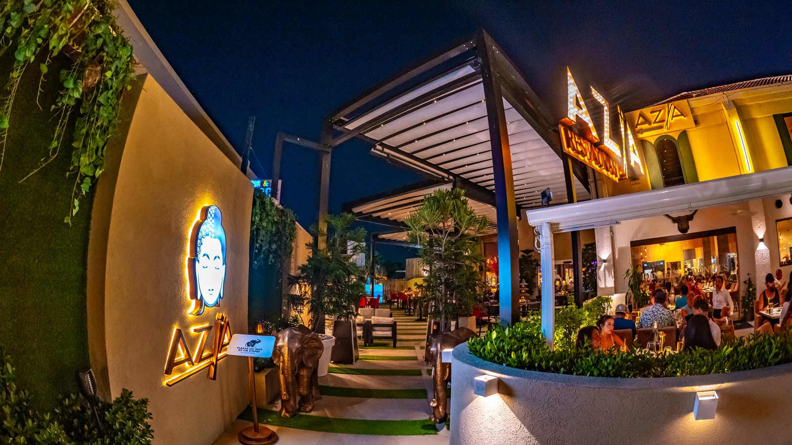 Azia Restaurant & Lounge - Image 1