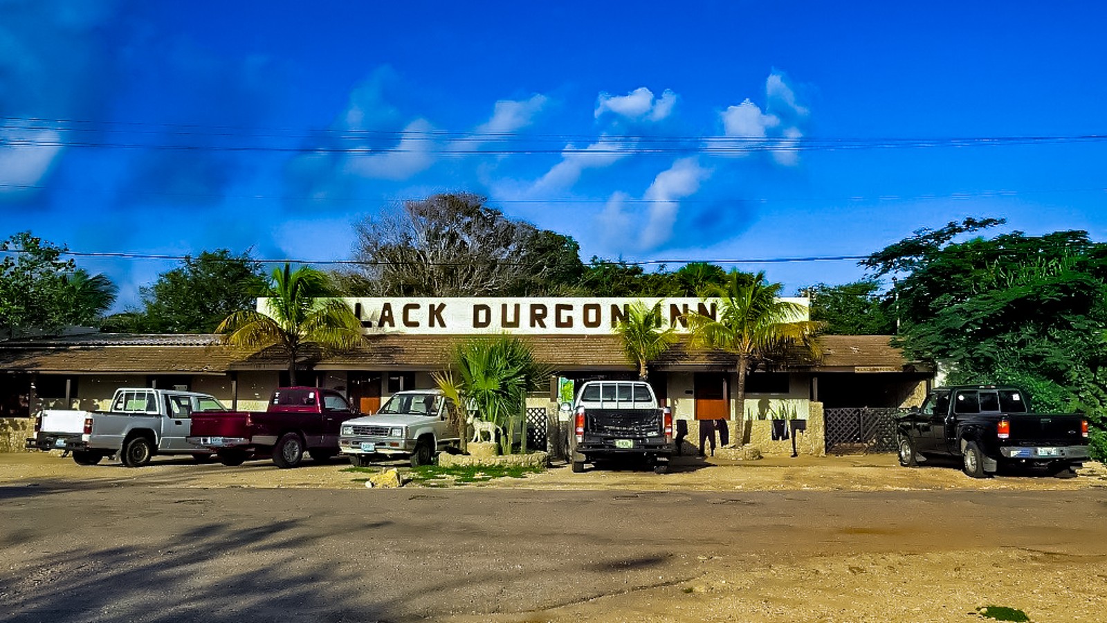 Black Durgon Inn - Image 1