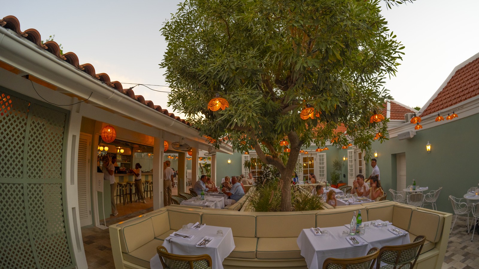 Café George - Image 12