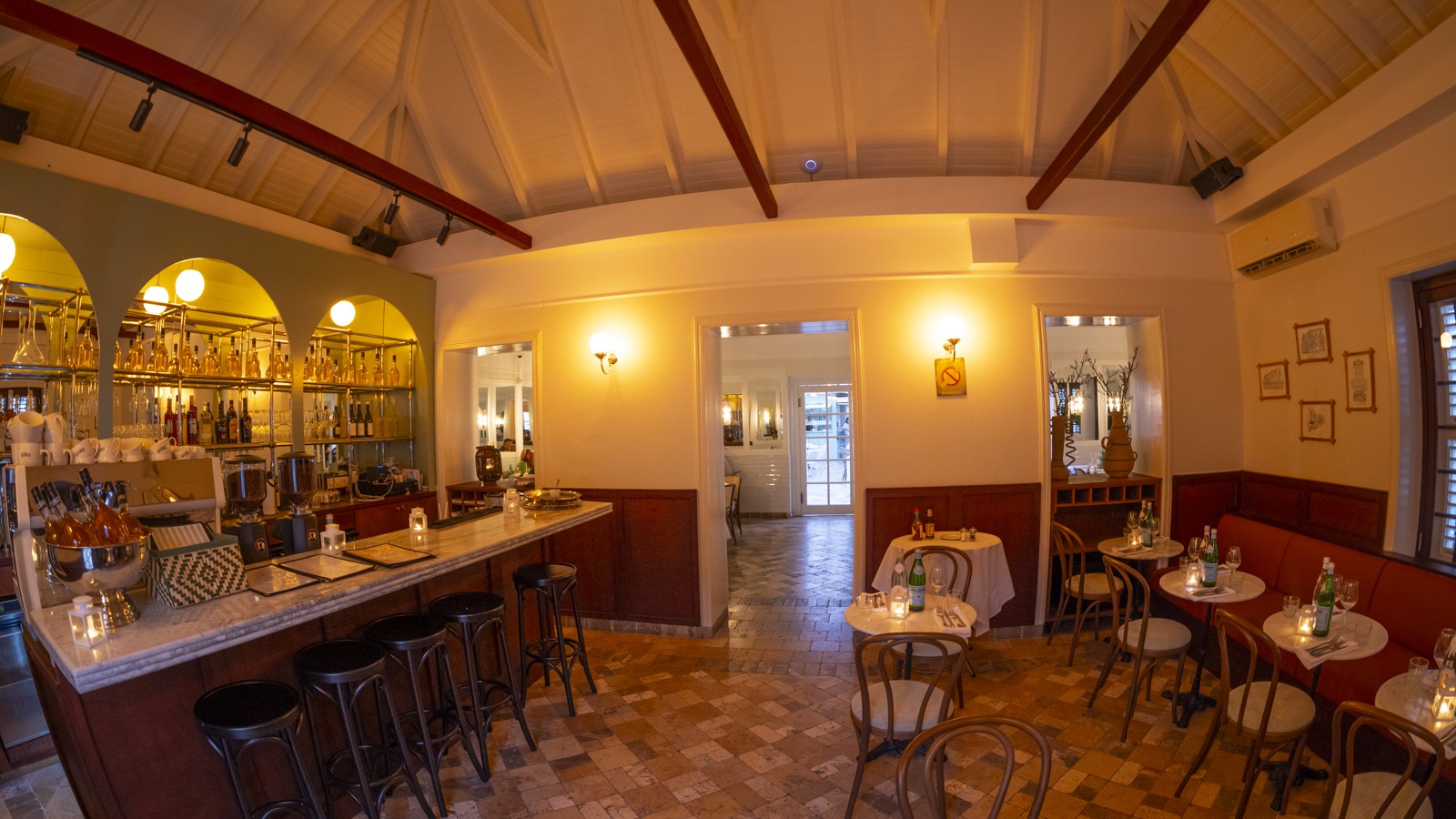 Café George - Image 8