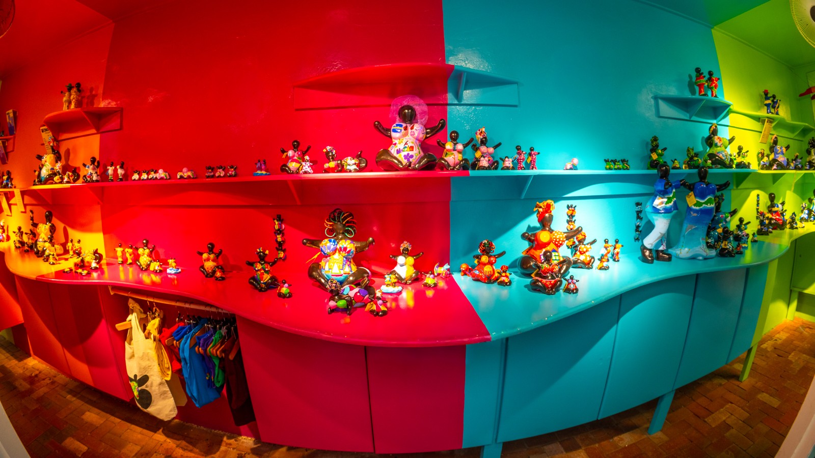 Serena's Art Factory / Chichi Curacao - Image 4
