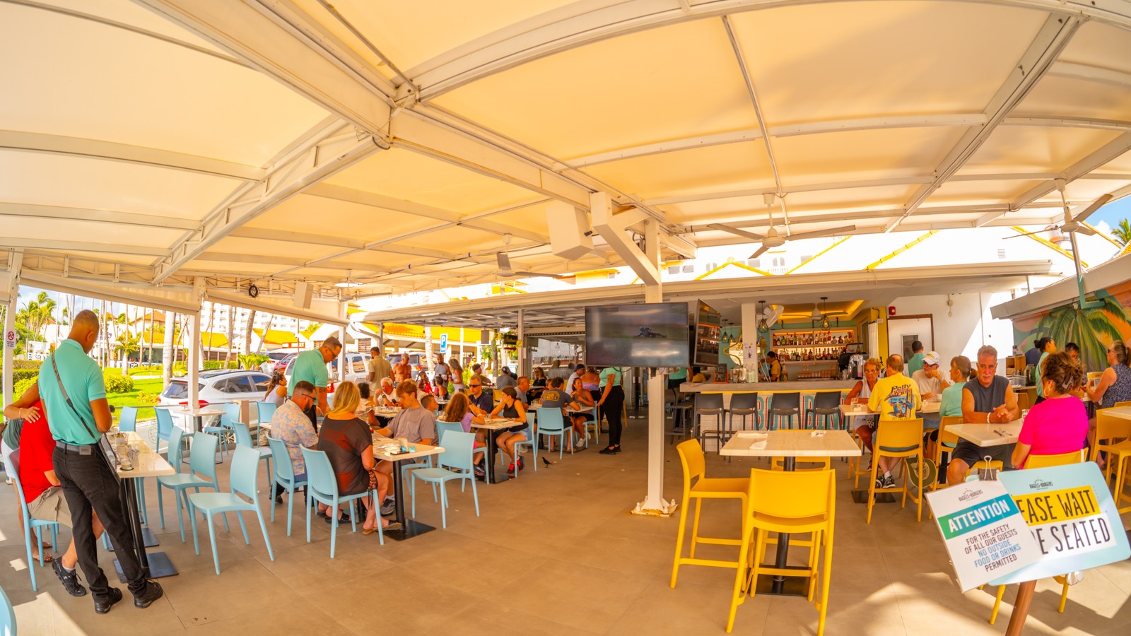 Dushi Bagels & Burgers - Image 3