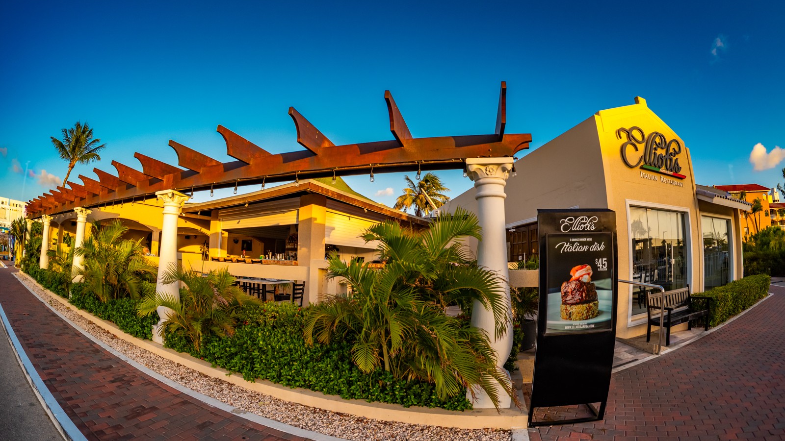 Ellioti's Restaurante Italiano - Image 2