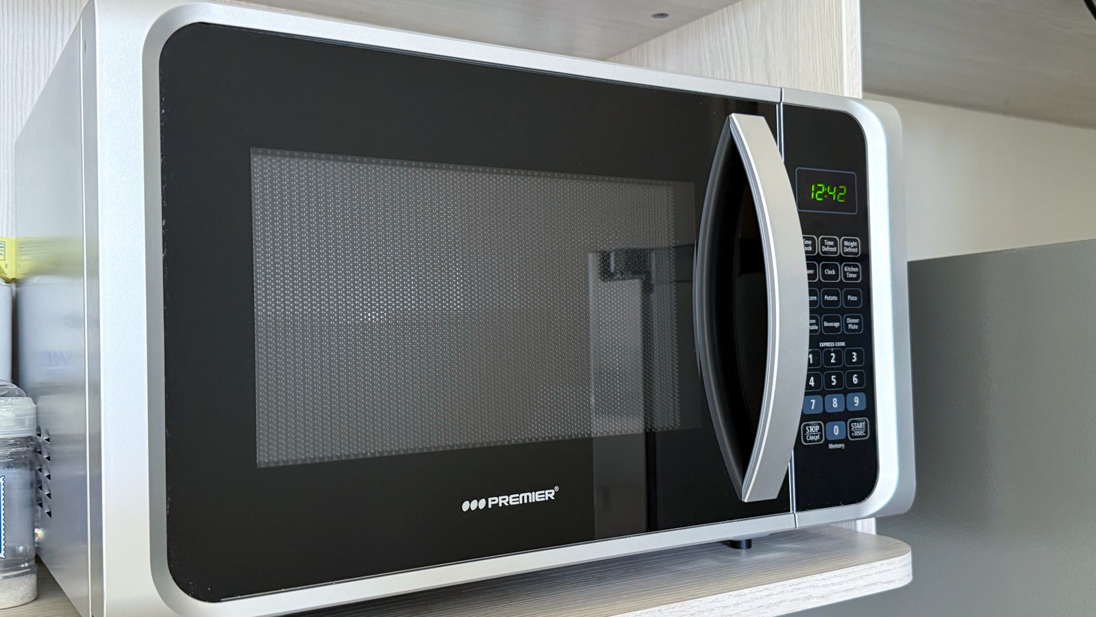 Microwave F2 - Image 1