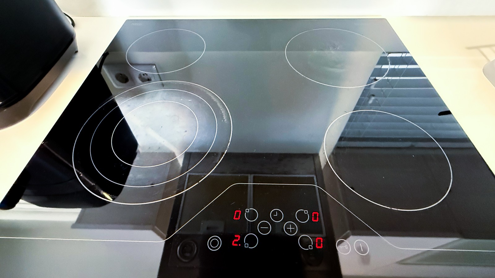 Stove F2 - Image 1