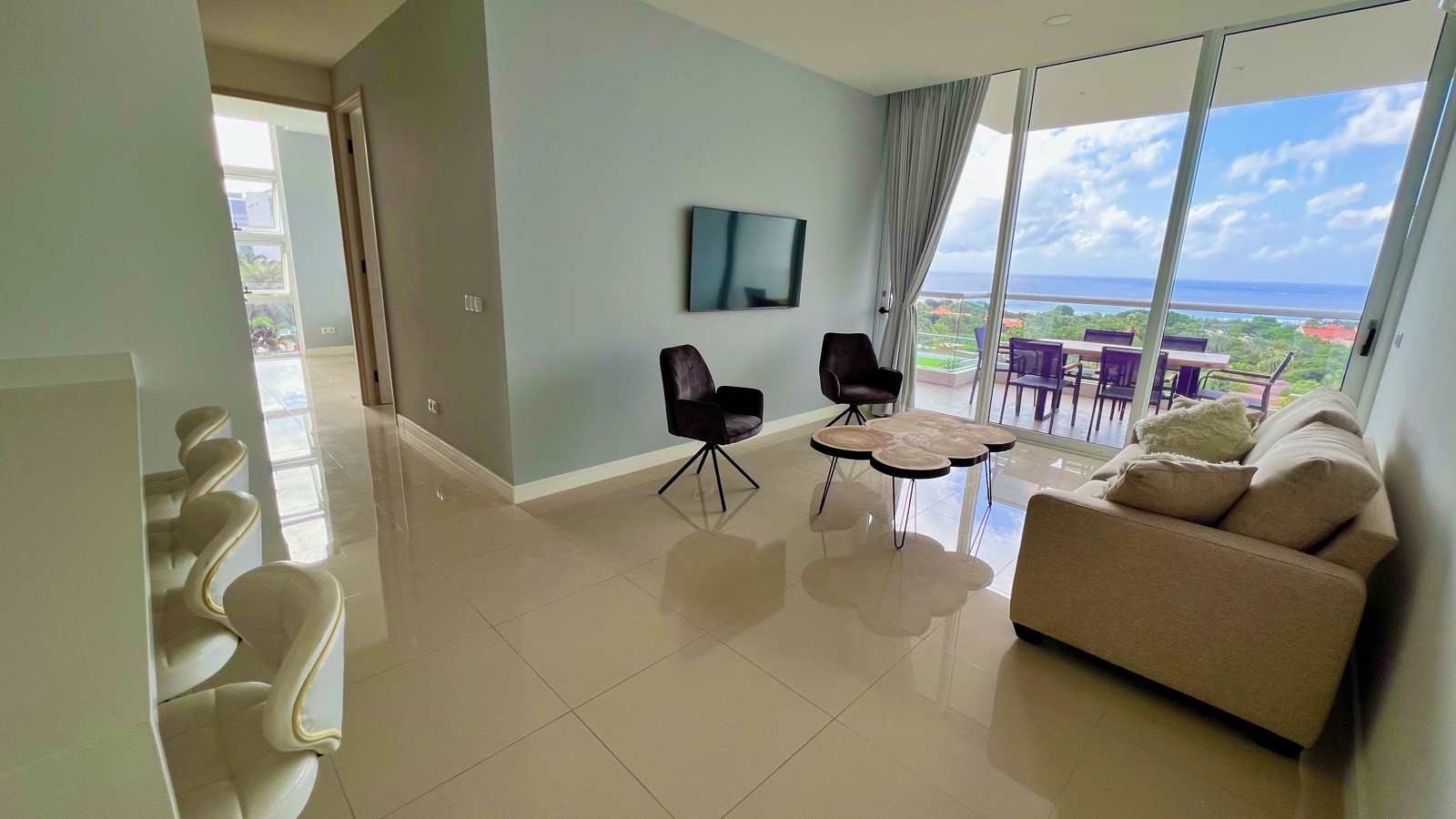 3. Living Room - Image 1