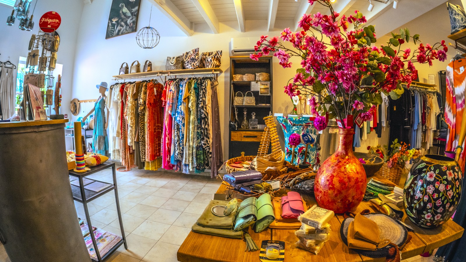 Jade's Fashion & More - Image 4