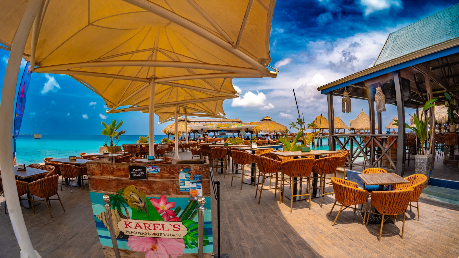 Karel's Beach Bar - Image 9