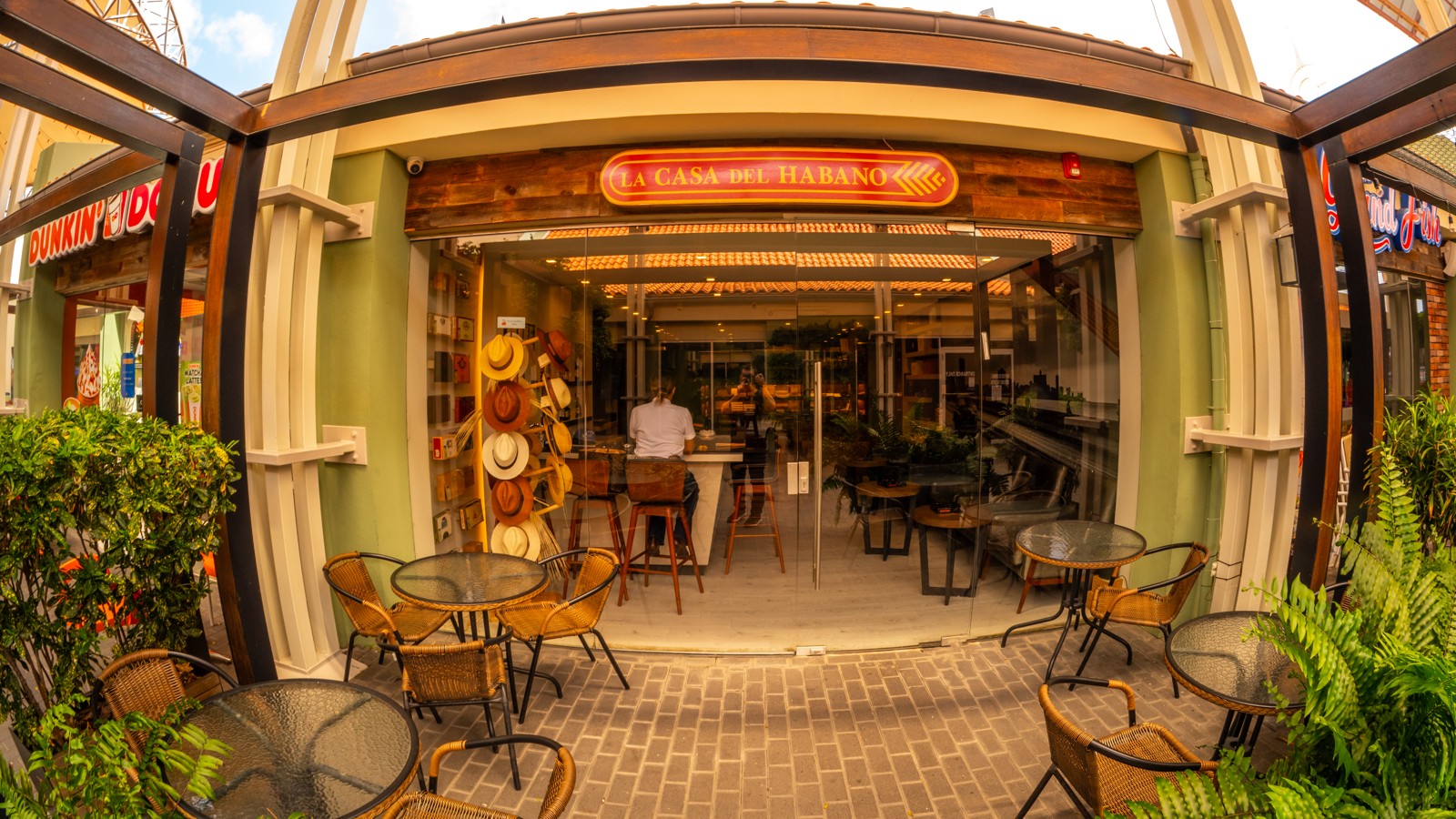 La Casa del Habano Aruba - Image 1