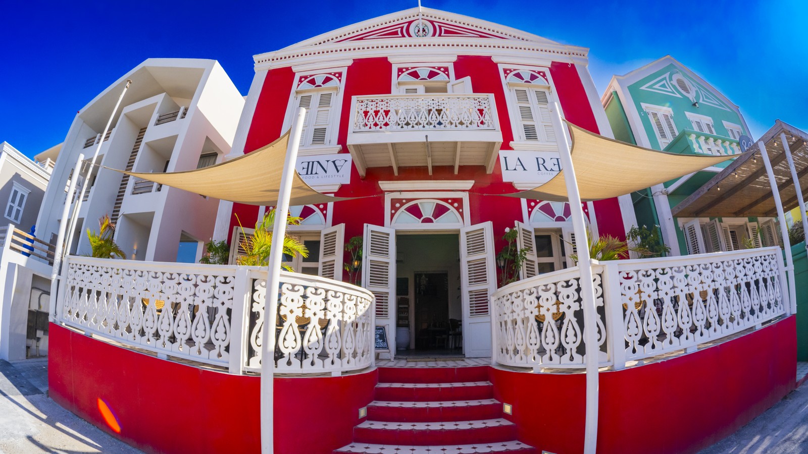 La Reina Coffee, Food & Lifestyle - Image 1