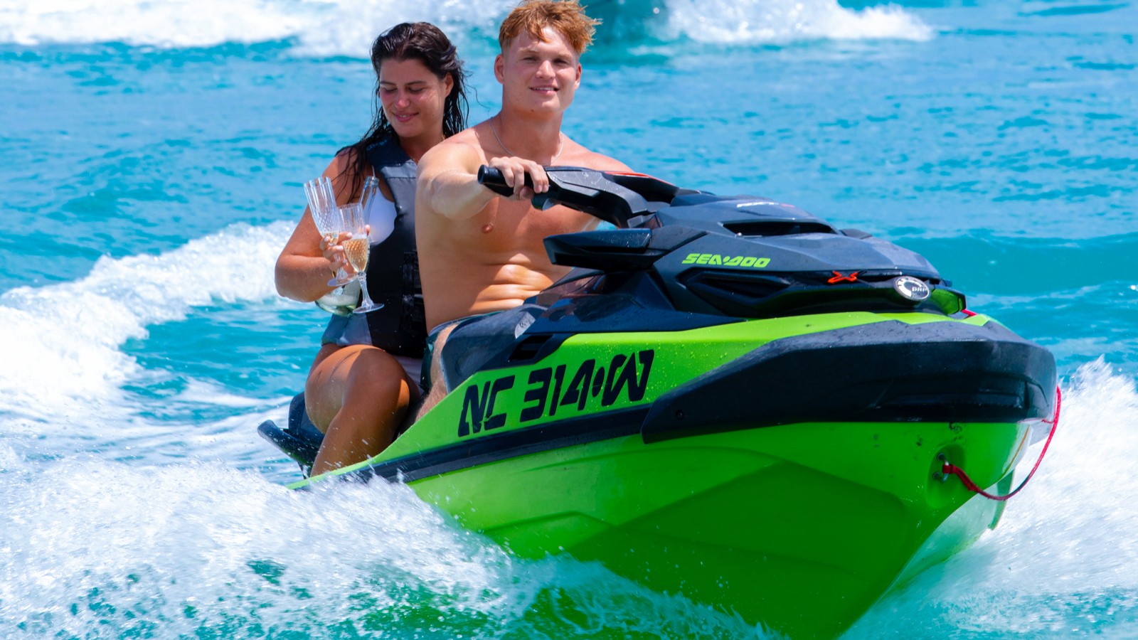 Living Life Boat Trips - Image 8