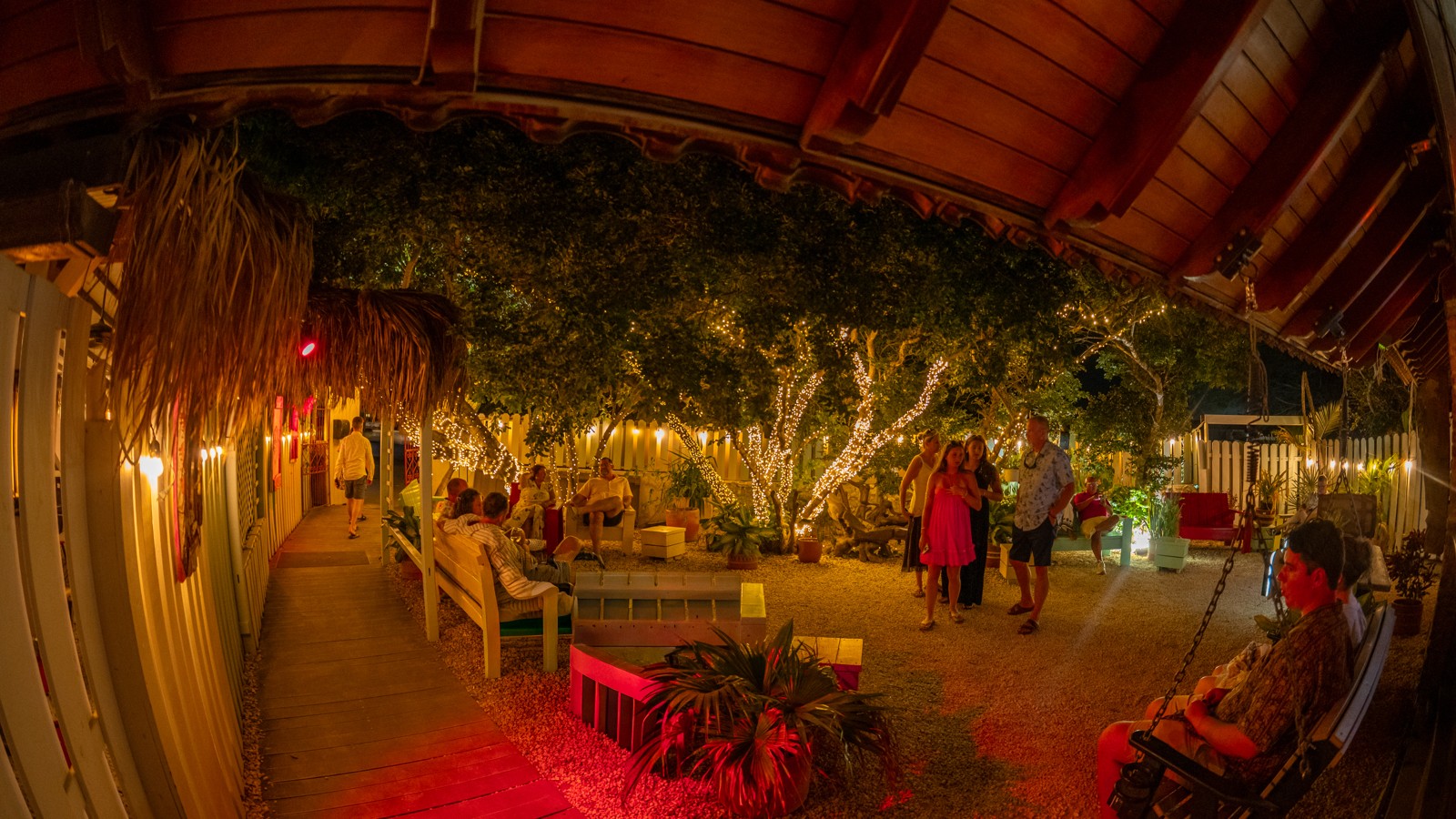 Madame Janette - Image 8