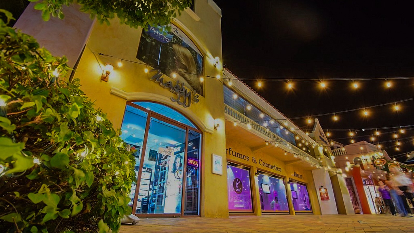 Maggy’s Perfume, Cosmetics & Salon - Image 1