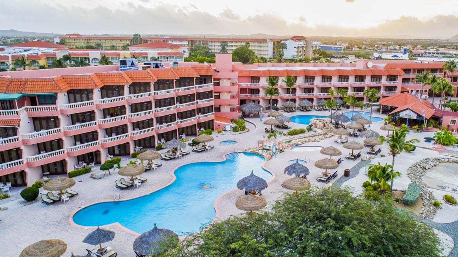 Paradise Beach Villas (Eagle Beach) - Image 2