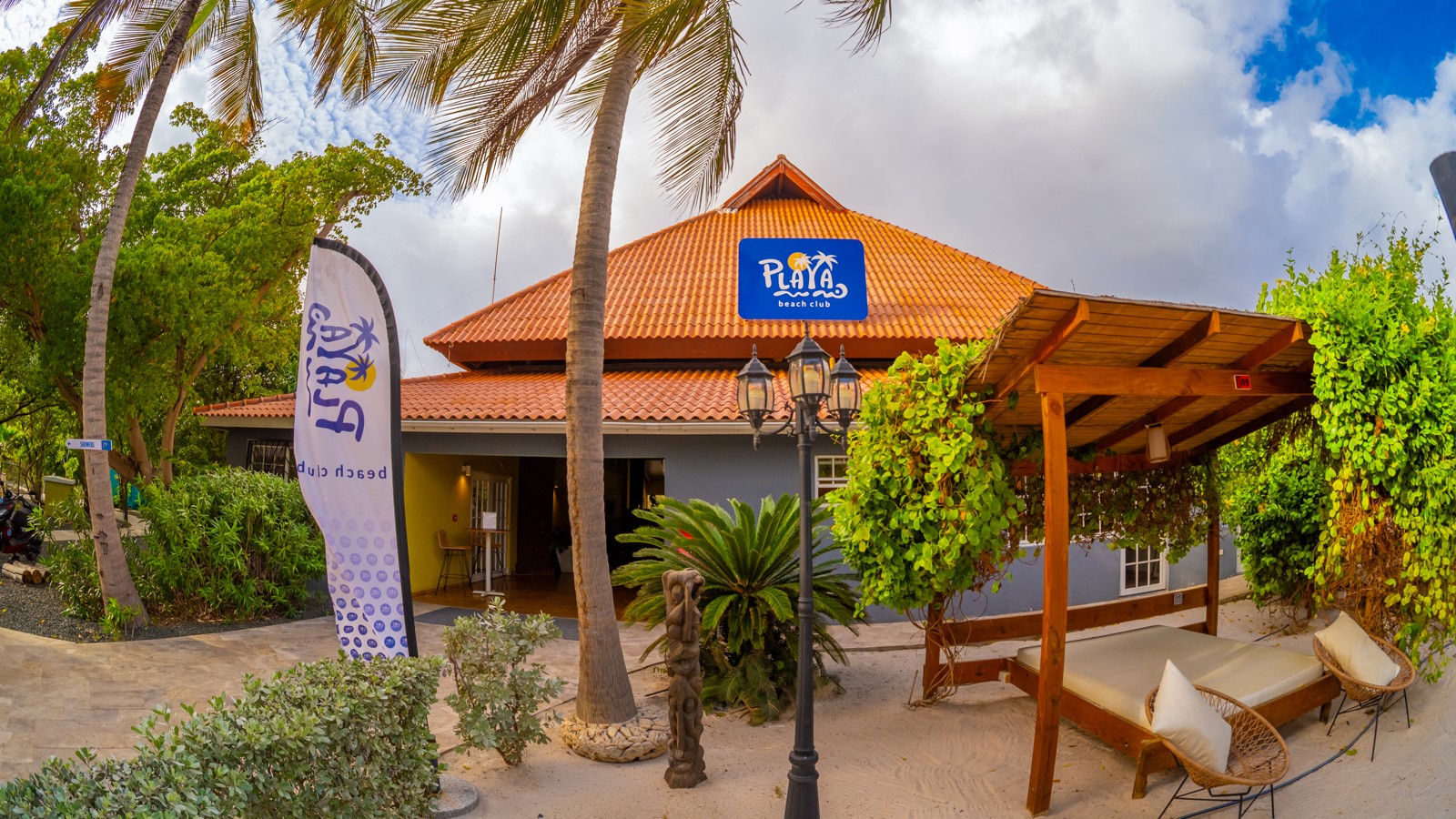 Playa Beach Club Curacao - Image 4