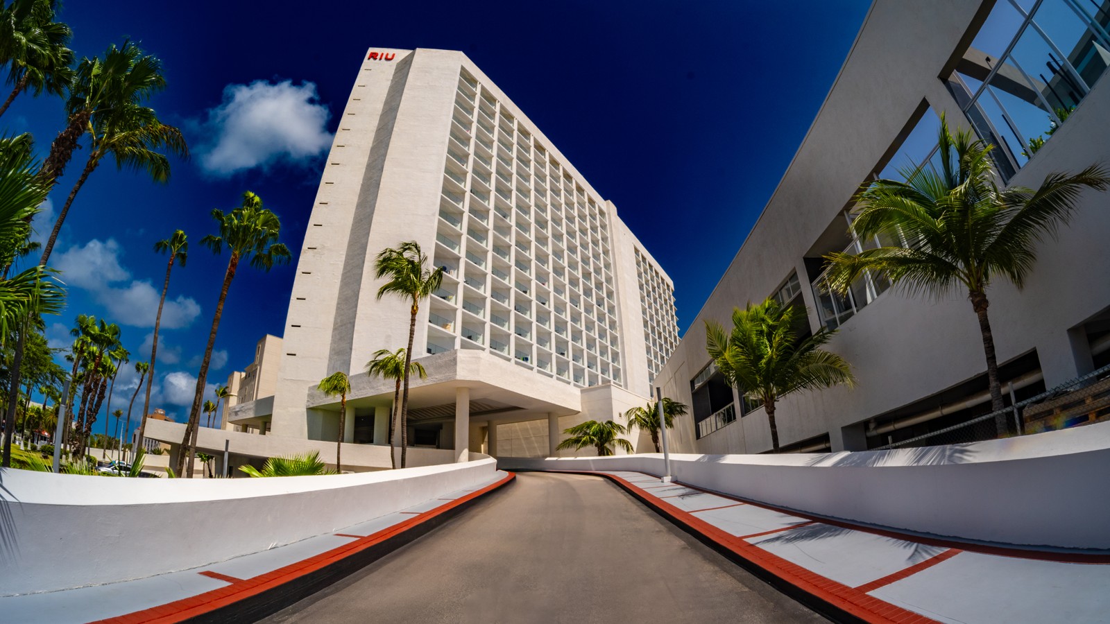 Riu Palace Antillas - Image 1