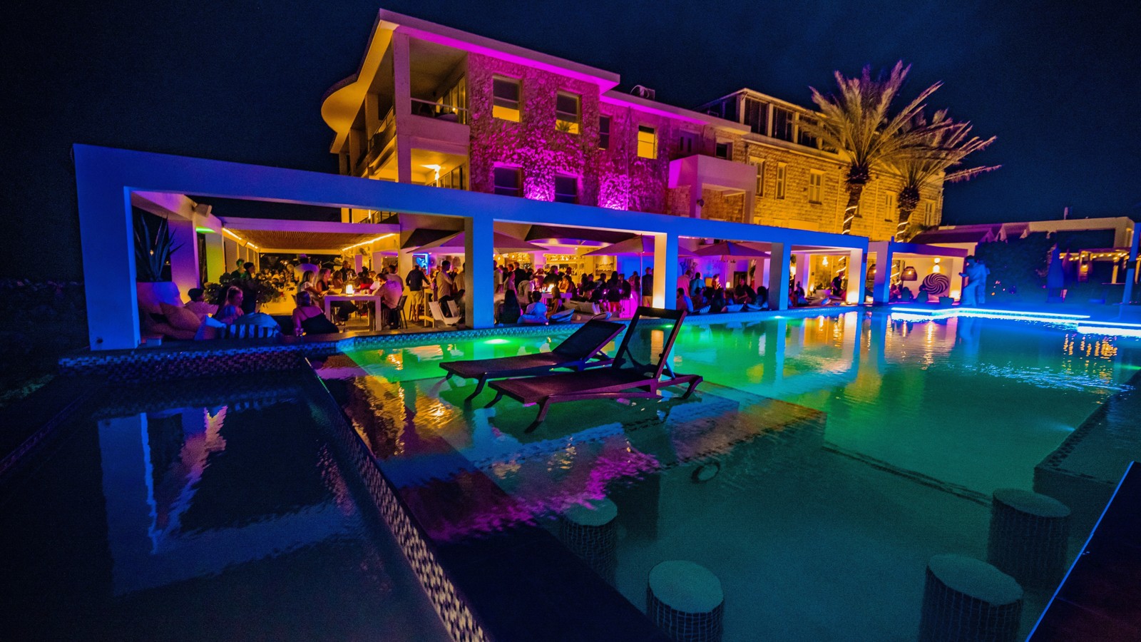 HAPPY HOUR - Saint Tropez Ocean Club