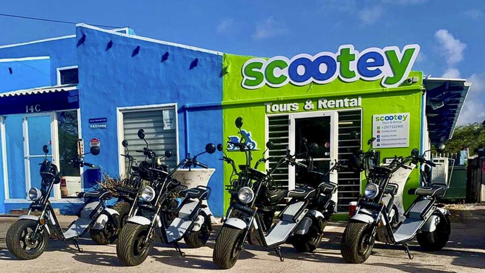 Scootey Aruba