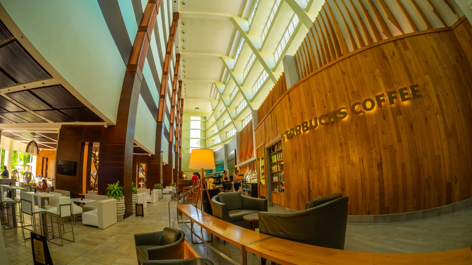 Starbucks Aruba - Image 1