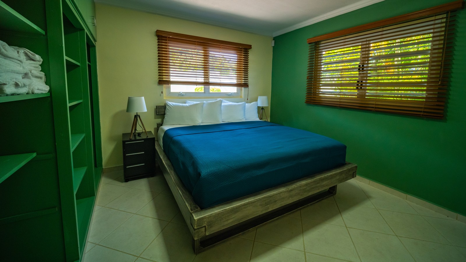 04. Bedrooms - Image 4