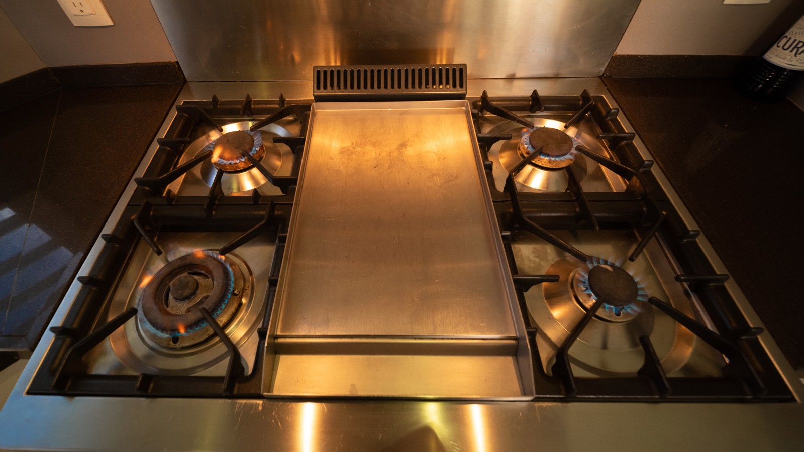 Stove & Oven - Image 1
