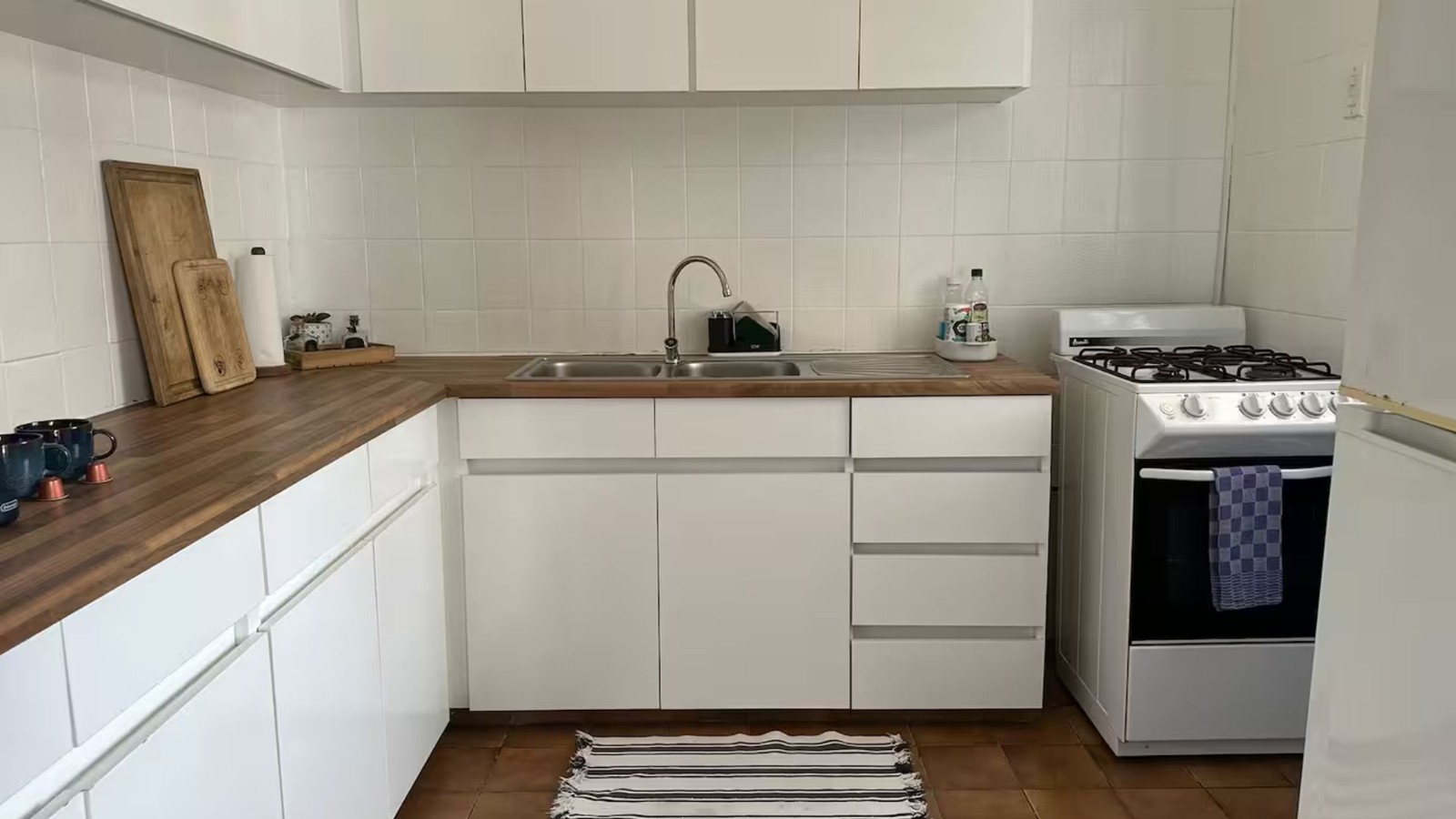 Kitchen - Image 1