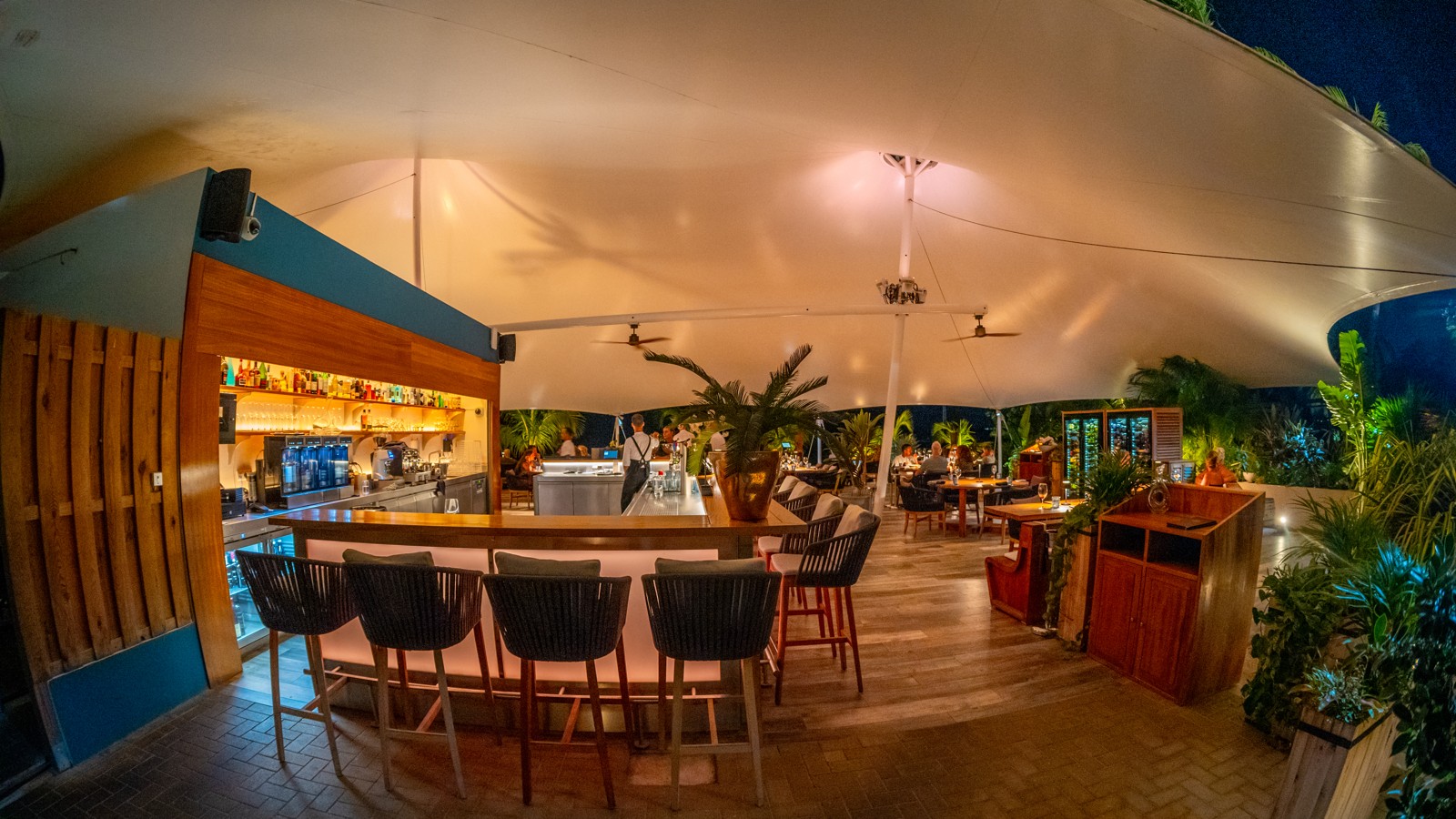 Biña Restaurant & Bar - Image 6